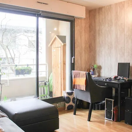Daire Large With Balcony *